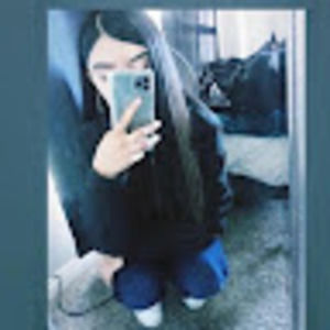 Meet your Posher, Monica